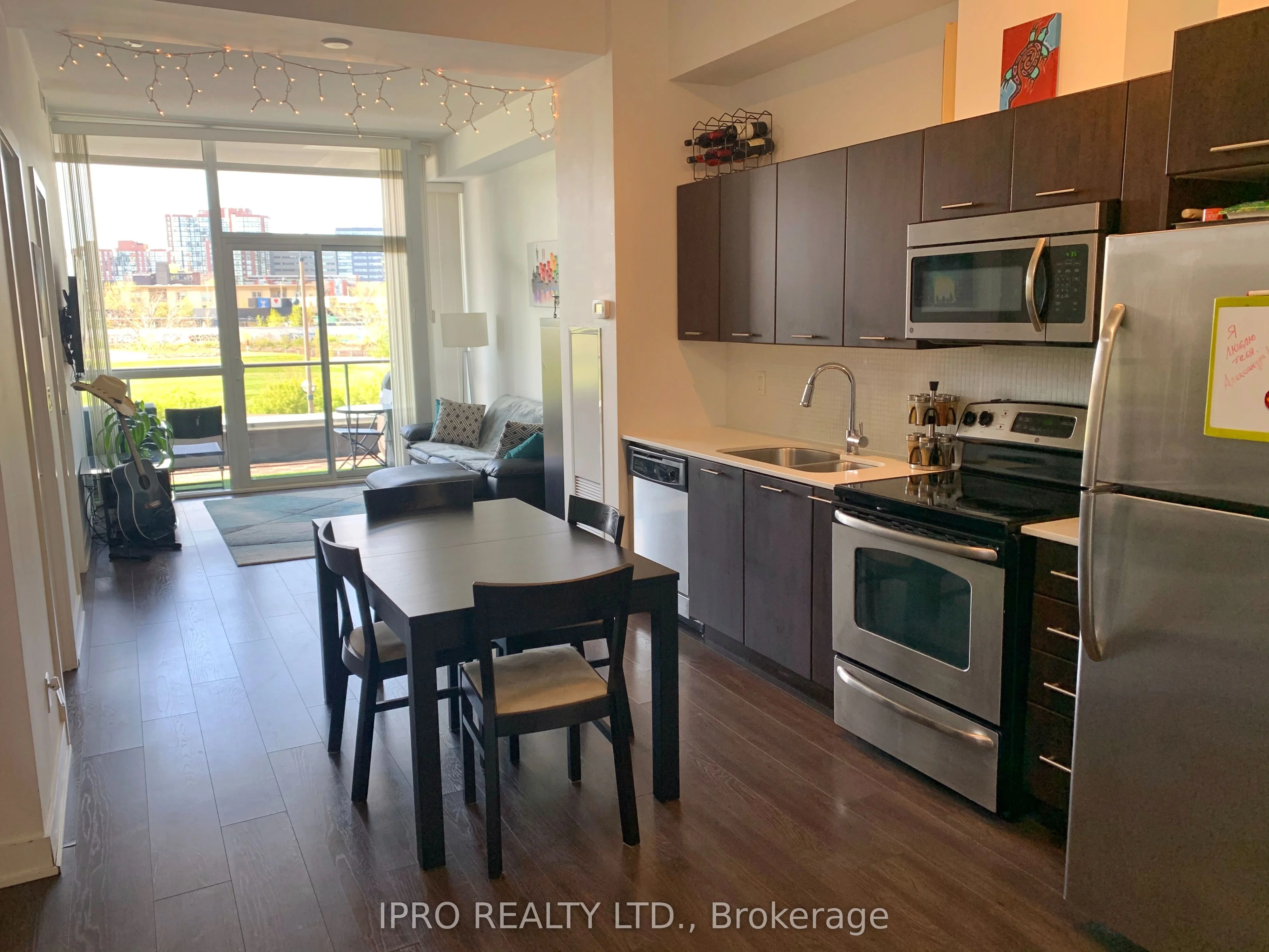 169 Fort York Boulevard 230, Toronto C01, ON M5V 0C8
