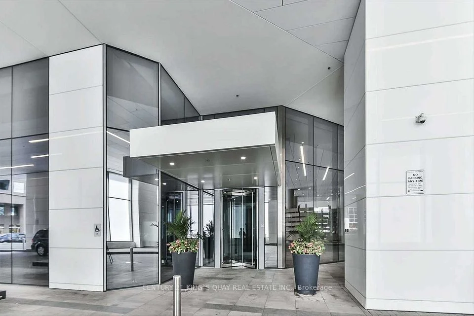 88 Harbour Street 4009, Toronto C01, ON M5J 1B7