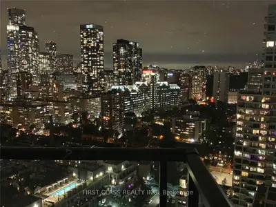 159 Wellesley Street E 2710, Toronto C08, On M4y 0h5