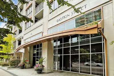 35 Bastion Street 517, Toronto C01, On M5v 0c2