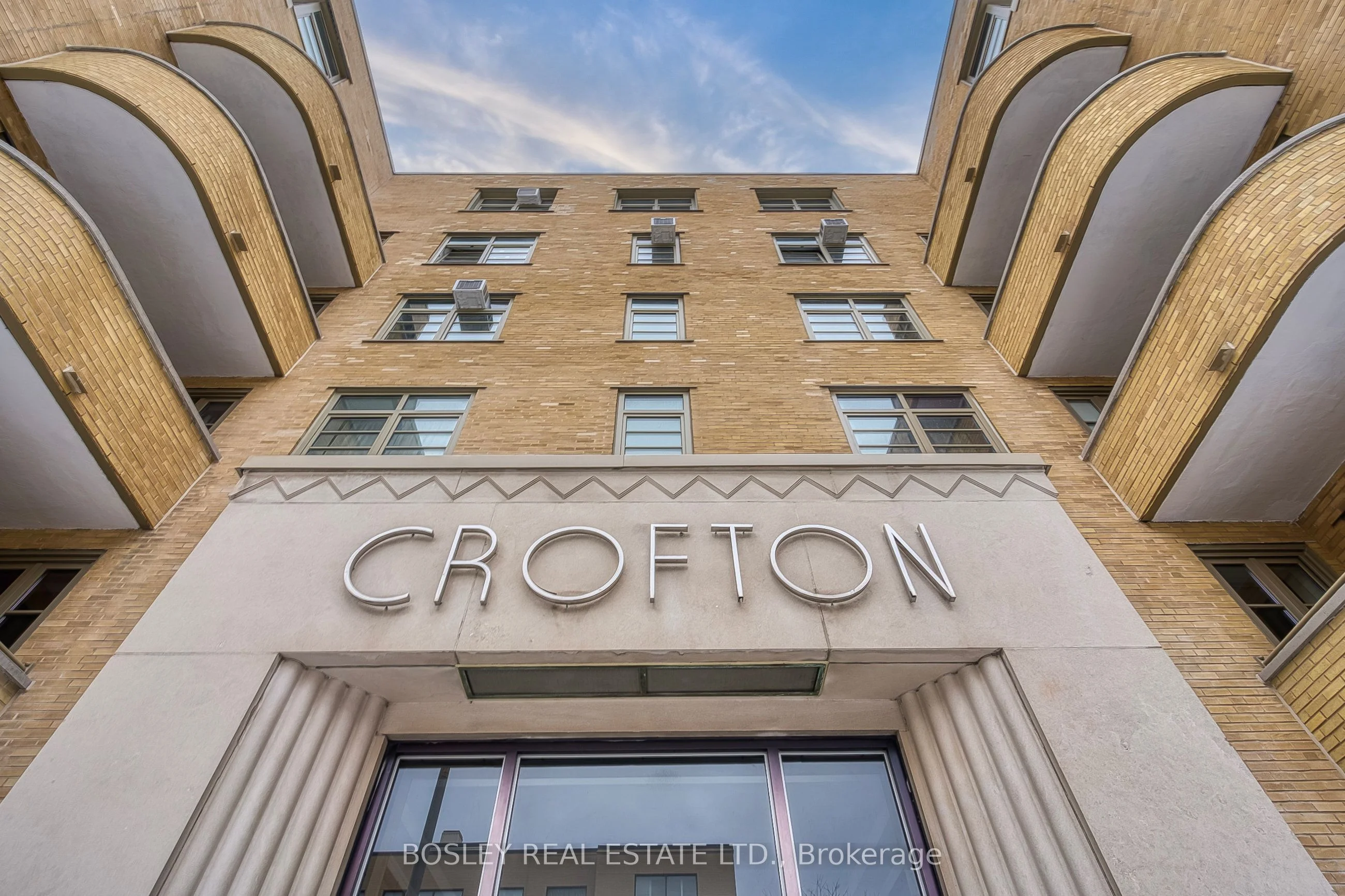 717 Eglinton Avenue W 505, Toronto C03, On M5n 1c9