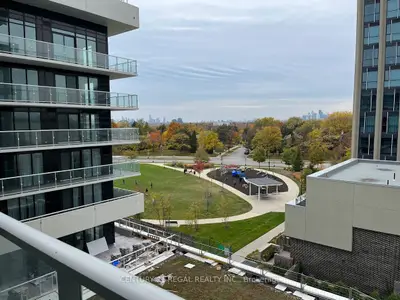 Condo Apartment in Toronto