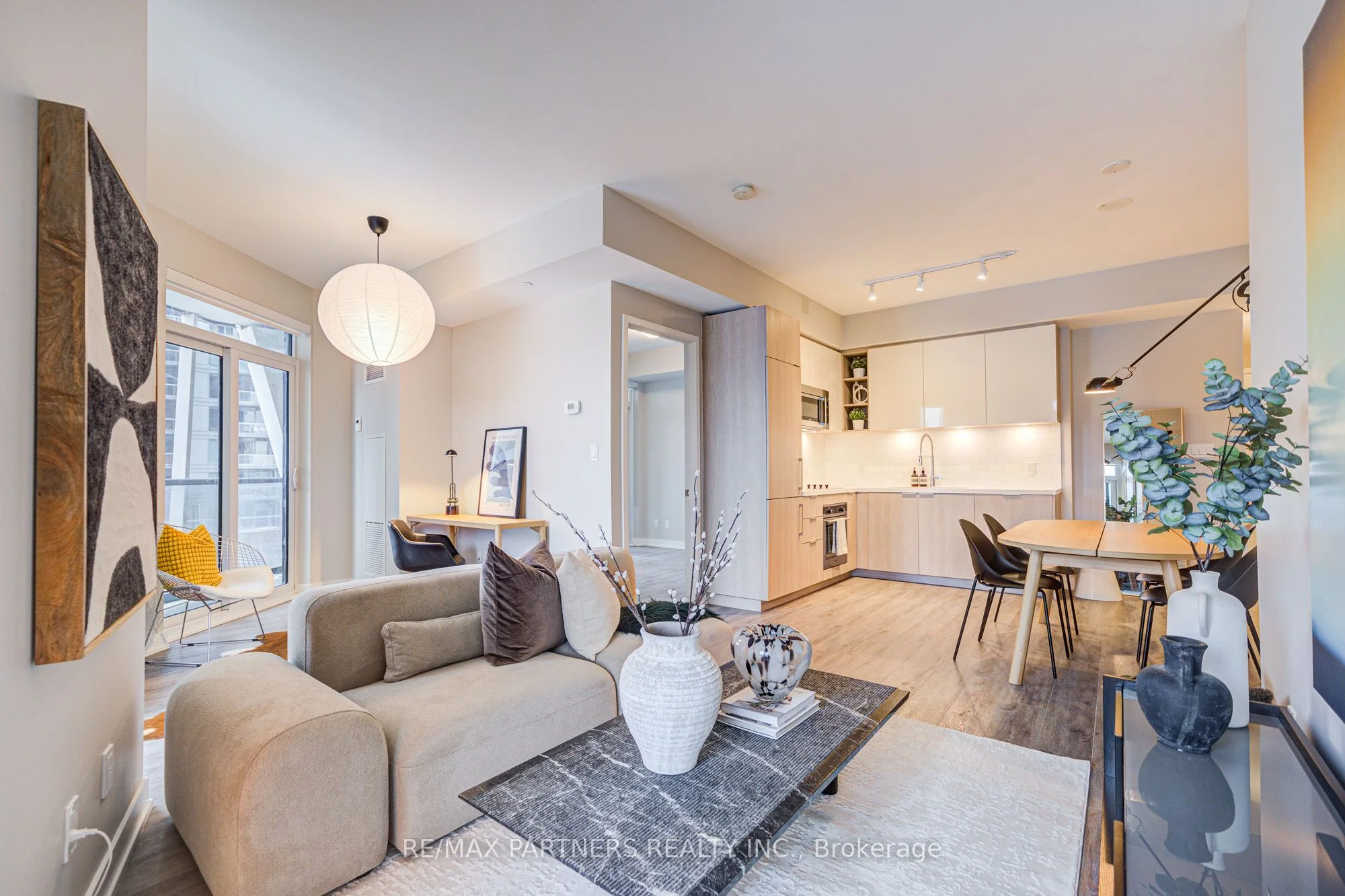 50 Ordnance Street 811, Toronto C01, ON M6K 0C8