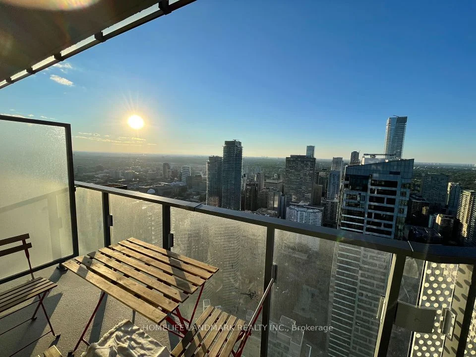 11 Wellesley Street W 5310, Toronto C01, ON M4Y 0G4