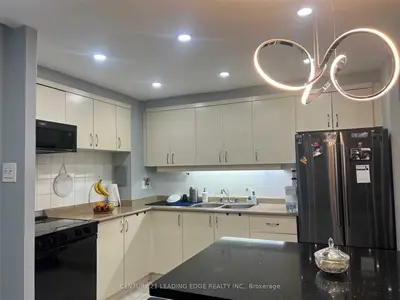 715 Don Mills Road 1008, Toronto C11, On M3c 1s4