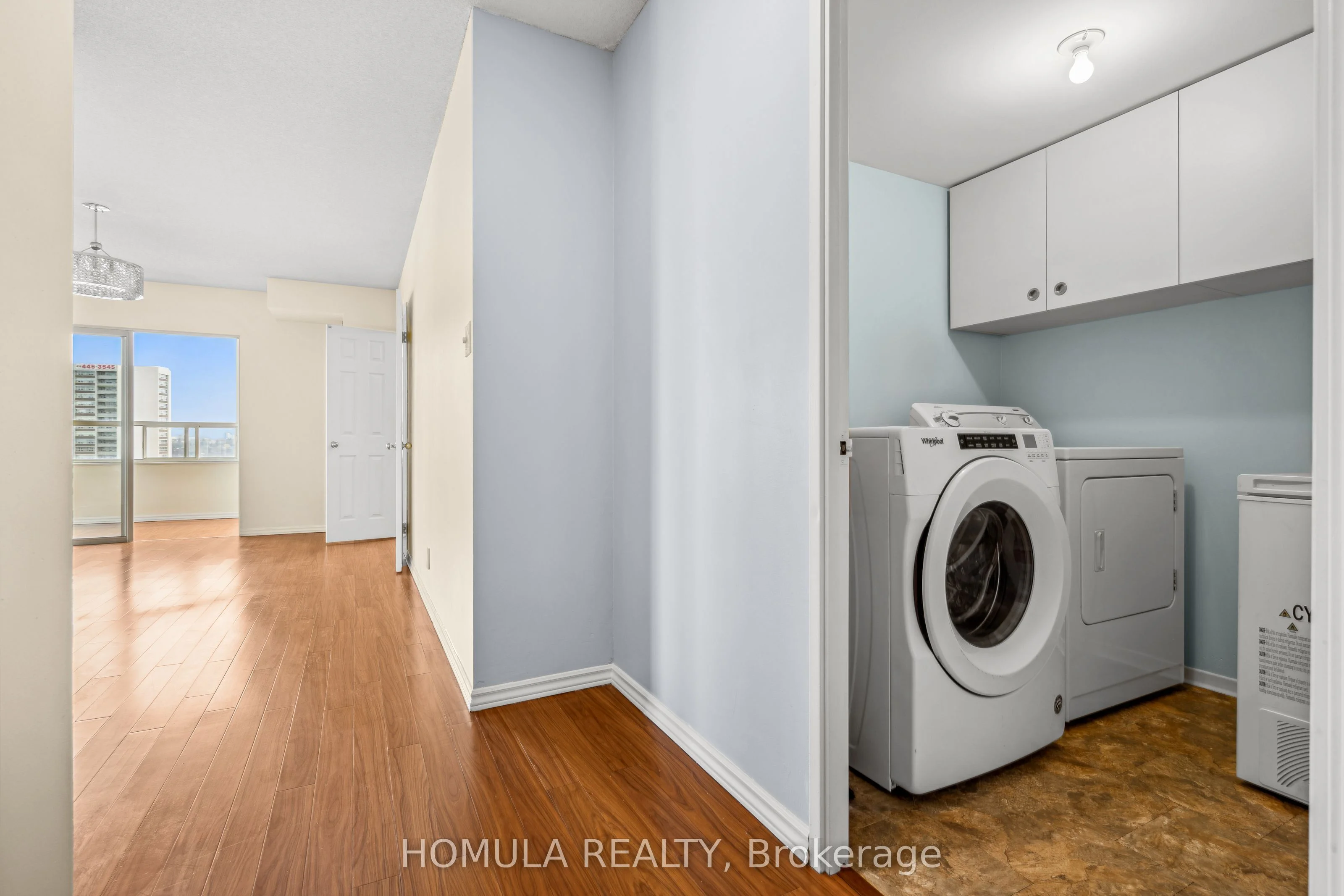 215 Wynford Drive 1706, Toronto C11, ON M3C 3P5