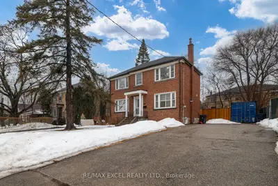 Detached in Toronto
