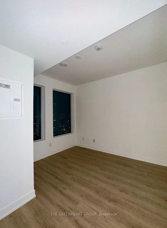 319 Jarvis St Street 4205, Toronto C08, ON M5B 0C8