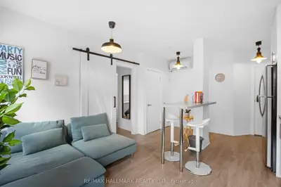 Condo Apartment in Toronto