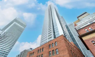 5 St Joseph Street 2004, Toronto C01, On M4y 1j6