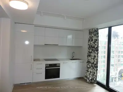 188 Cumberland Street 813, Toronto C02, On M5r 0b6