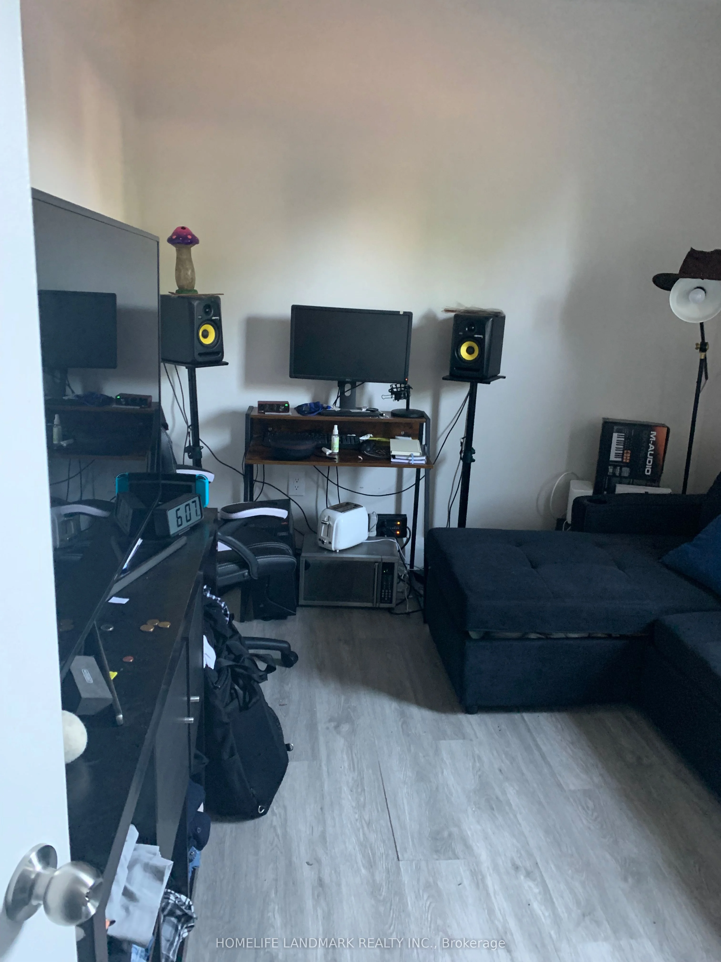 461 Parliament Street 202, Toronto C08, On M5a 3a3