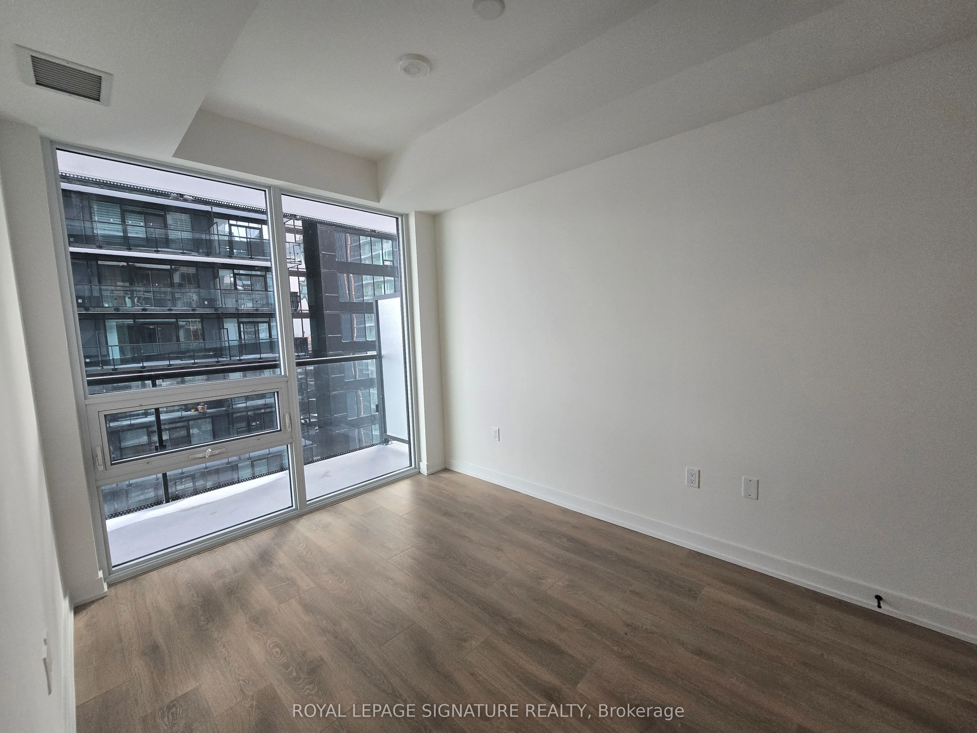 117 Broadway Avenue S 2513, Toronto C10, ON M4P 1V3