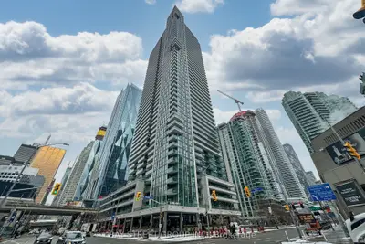33 Bay Street 2907, Toronto C01, On M5j 2z3