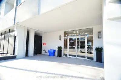 Condo Apartment in Toronto