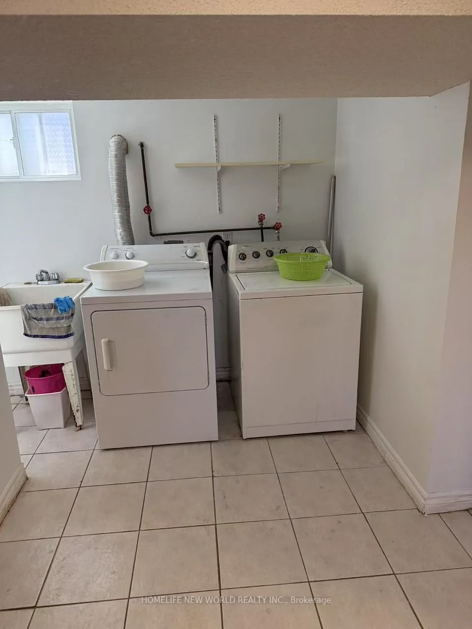 90 Elmwood Avenue N Bsmt, Toronto C14, ON M2N 3L9