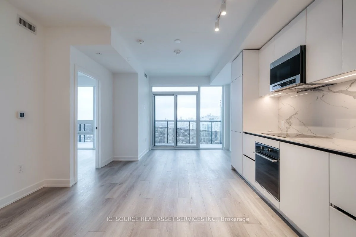 127 Broadway Avenue 2313, Toronto C10, On M4p 1v3