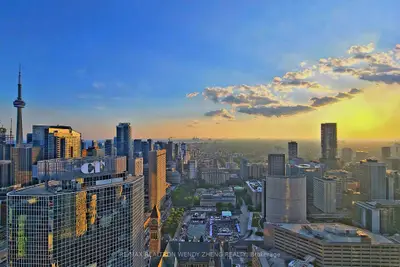 197 Yonge Street 5210, Toronto C08, On M5b 1m4