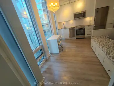 28 Wellesley Street E 1110, Toronto C08, On M4y 1g3
