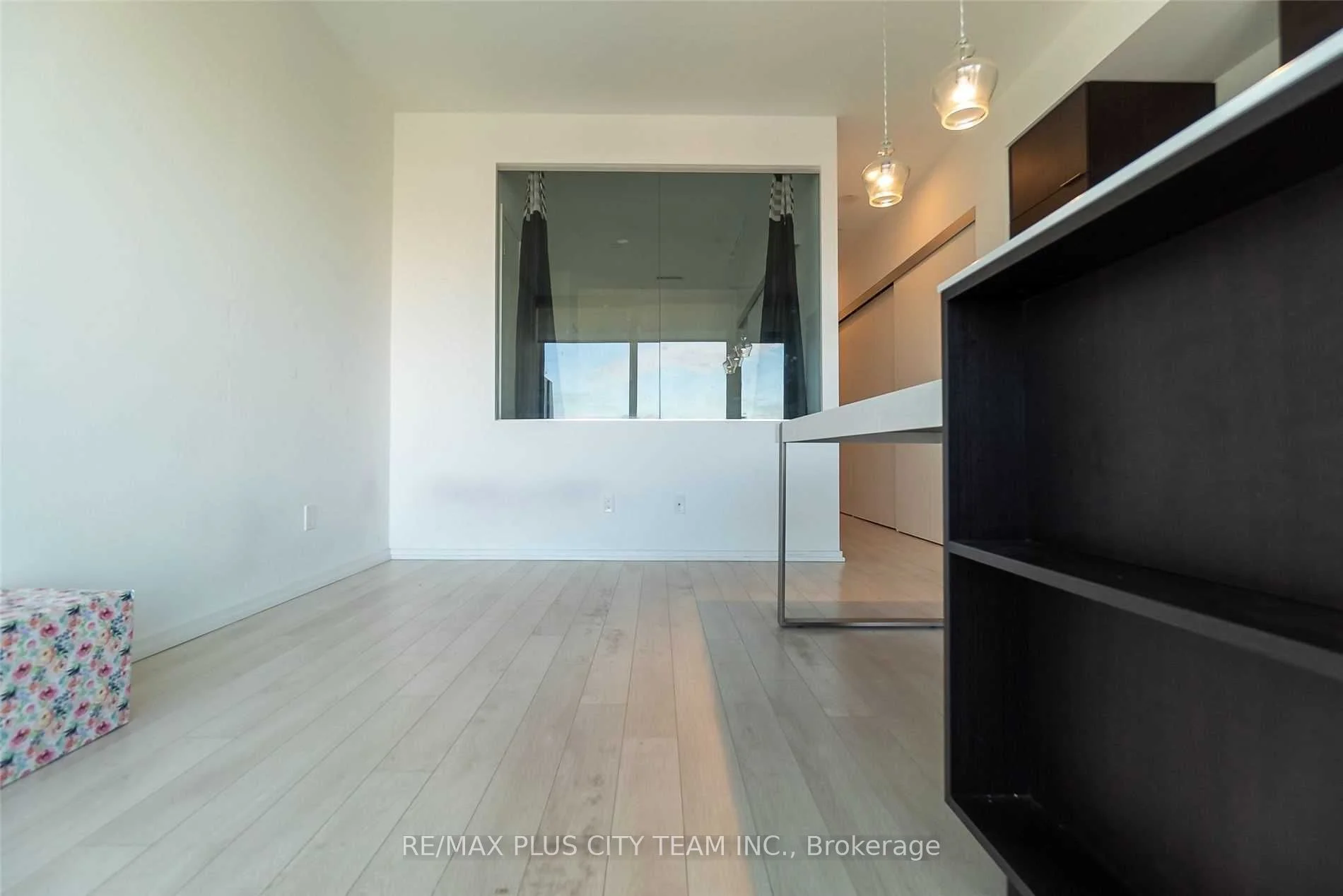 197 Yonge Street 2904, Toronto C08, ON M5B 1M4