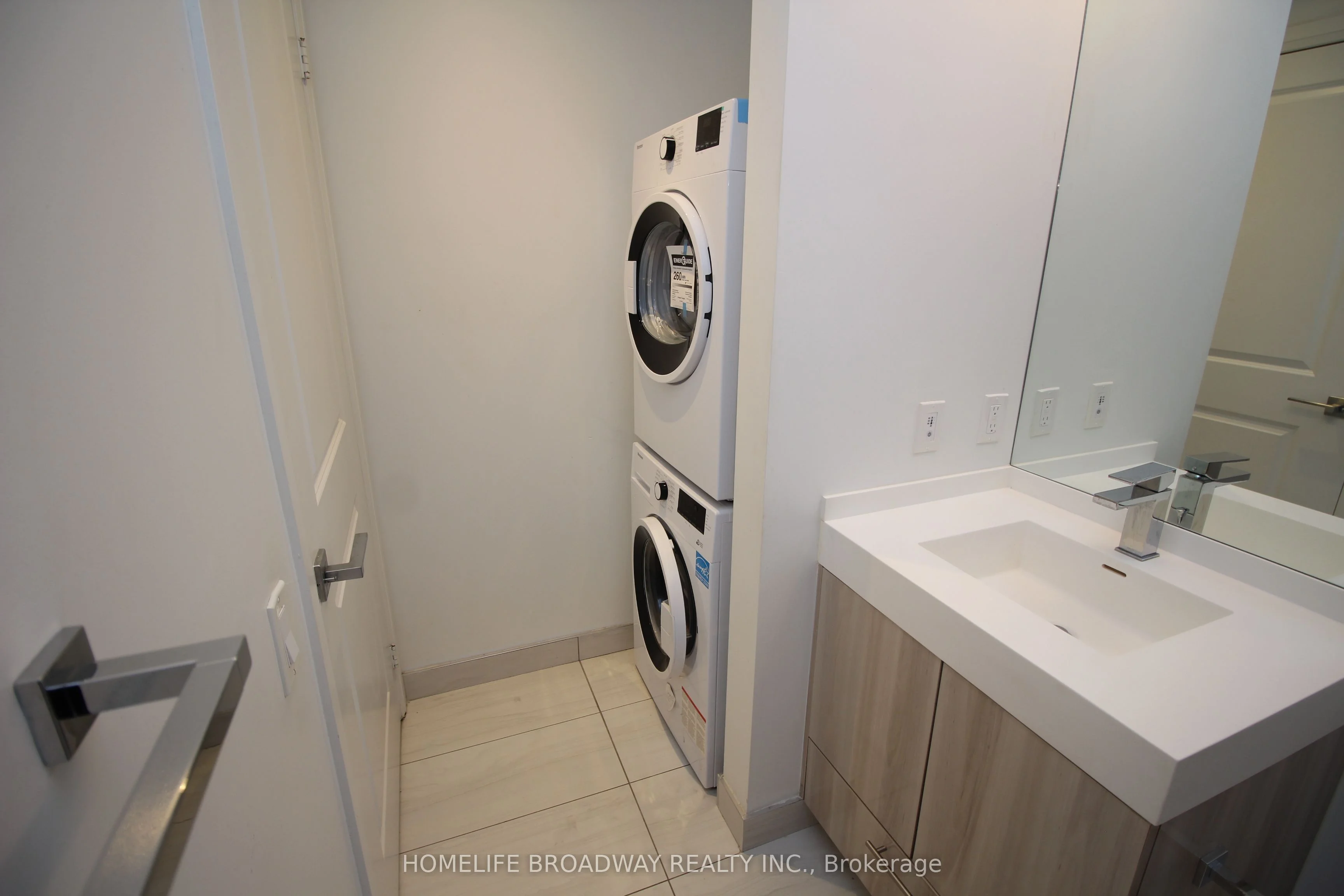 251 Jarvis Street 937, Toronto C08, On M5b 0c3