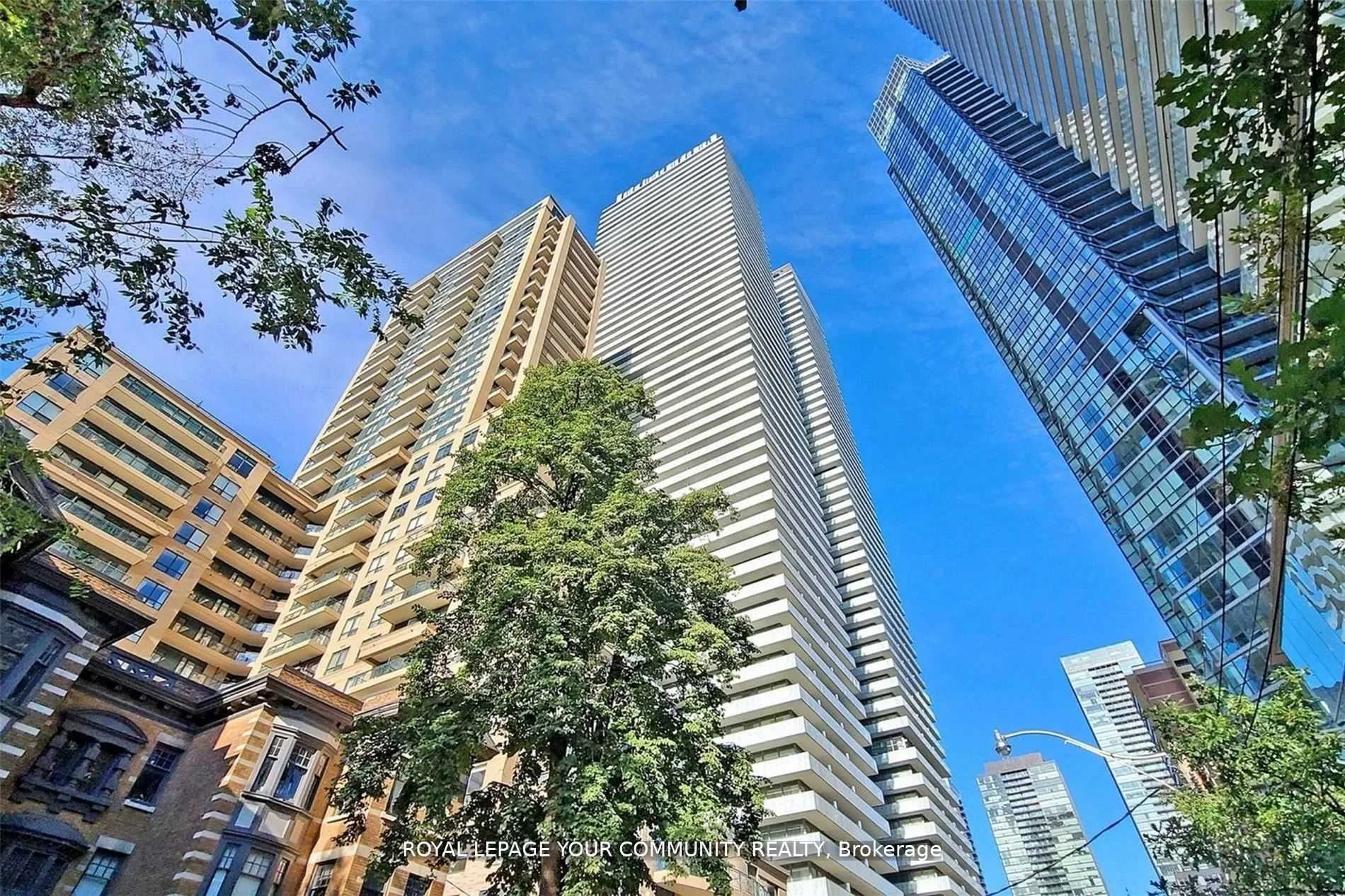 Condo Apartment in Toronto