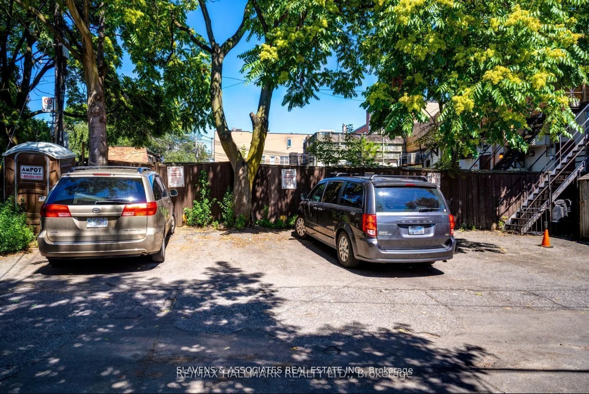 420 Parliament Street Apt 3, Toronto C08, ON M5A 3A2