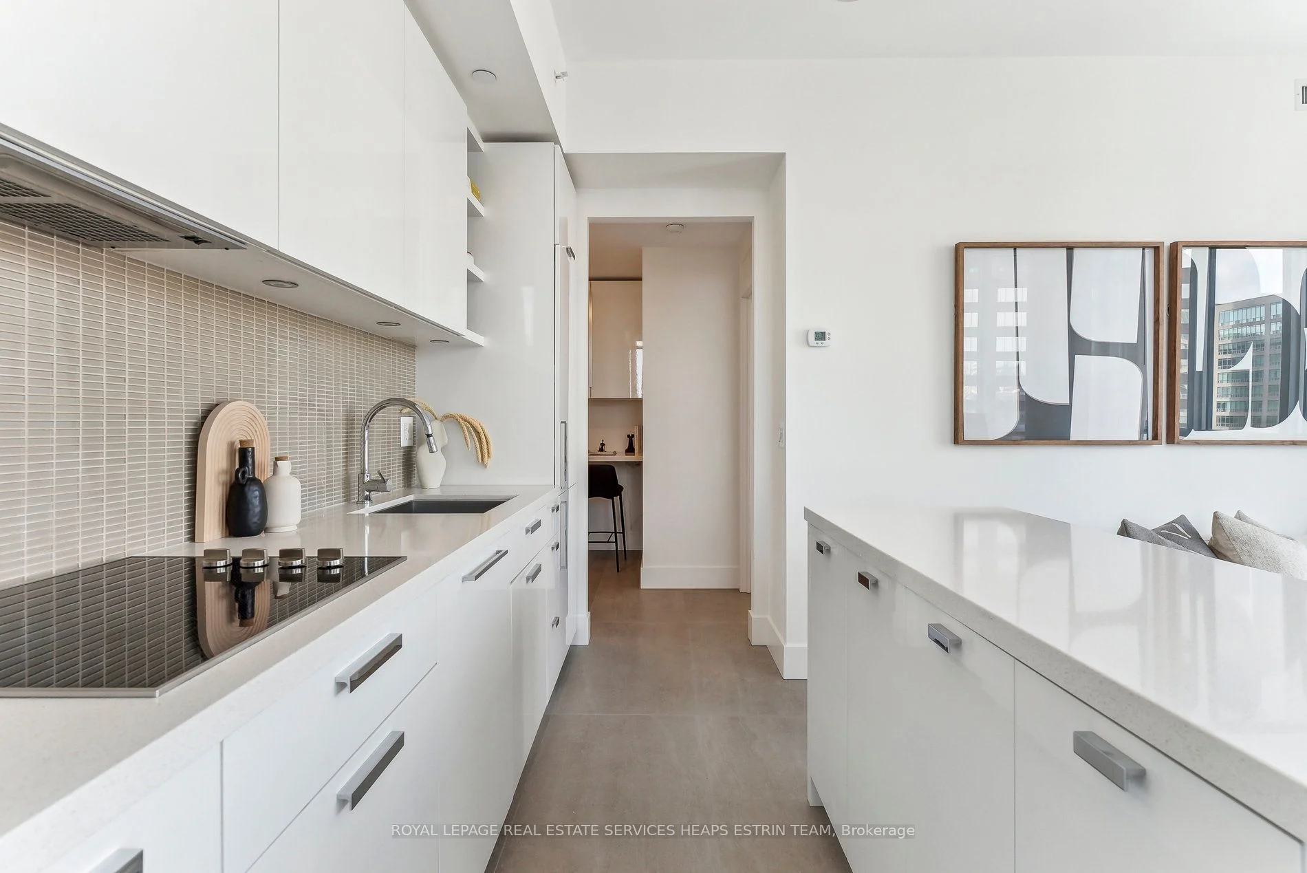 32 Davenport Road 603, Toronto C02, ON M5R 0B5