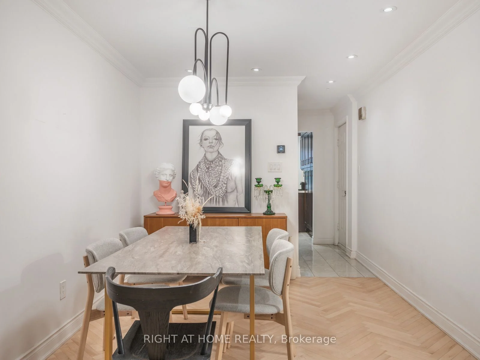 36D Massey Street, Toronto C01, ON M6J 3T1