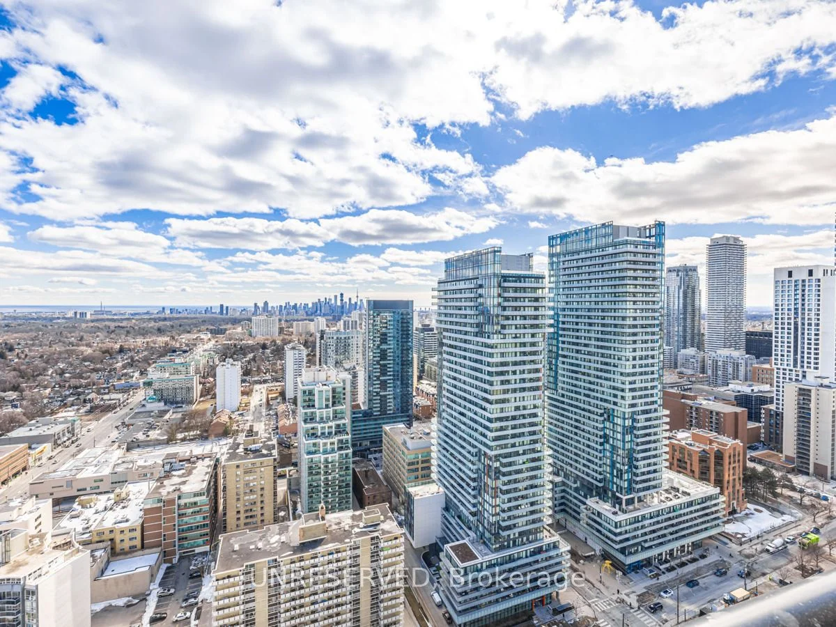 127 Broadway Avenue 3501, Toronto C10, On M4p 1v8