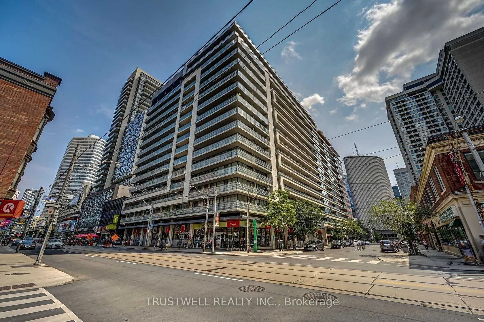 Condo Apartment in Toronto