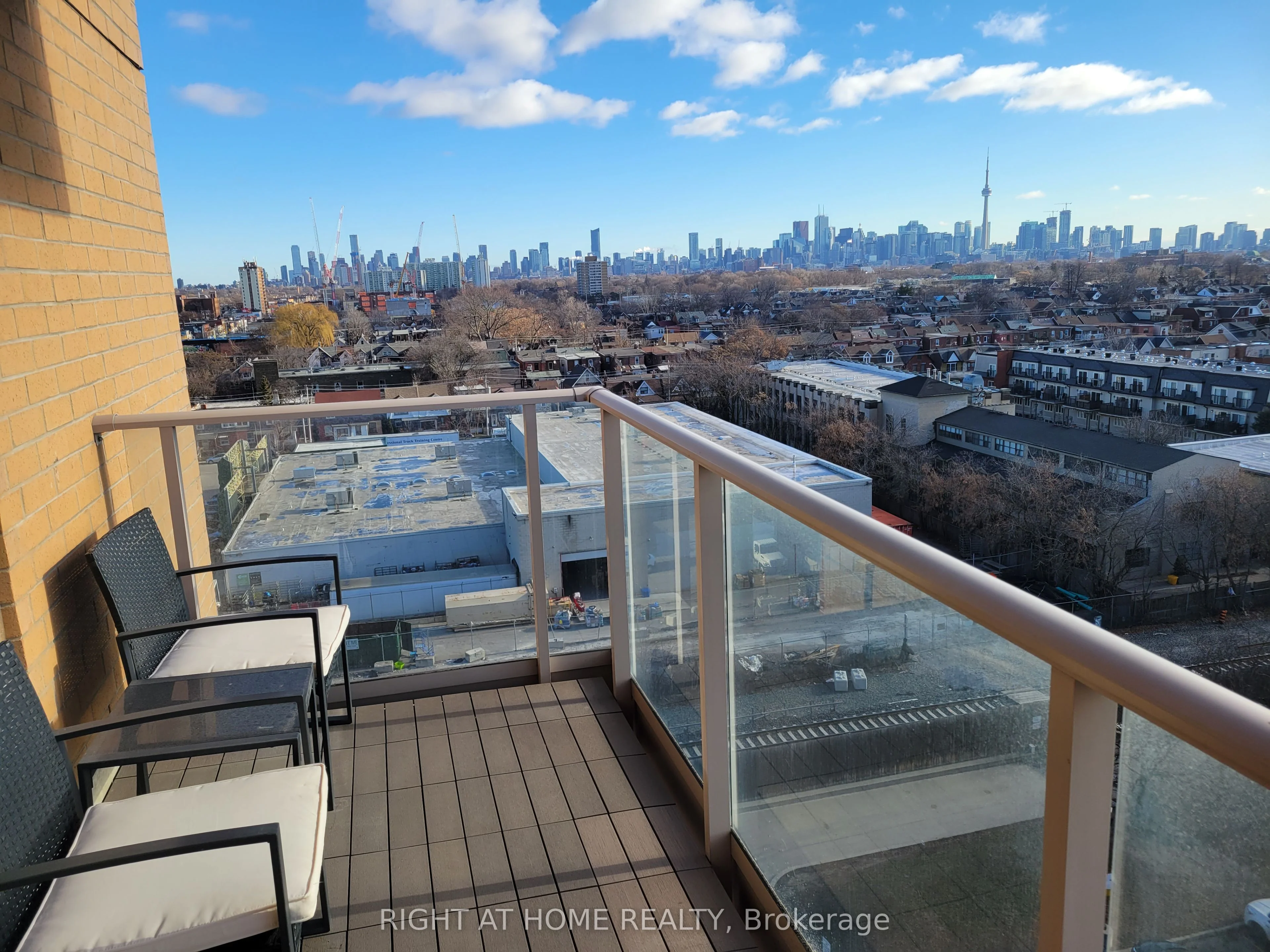 Condo Apartment in Toronto