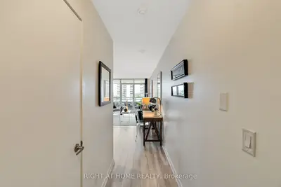 38 Joe Shuster Way 1322, Toronto C01, On M6k 0a5