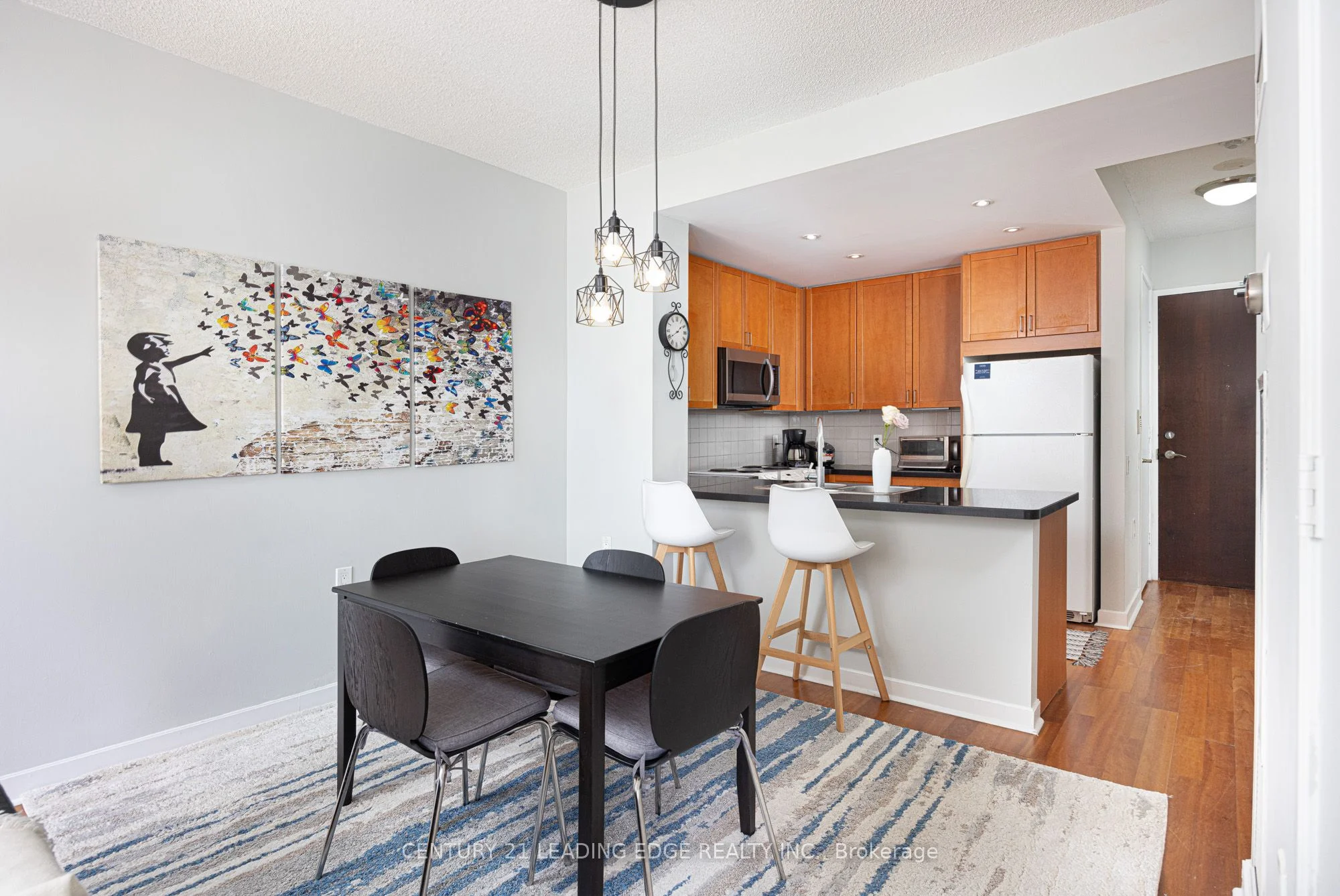 85 Bloor Street E 1413, Toronto C08, On M4w 3y1