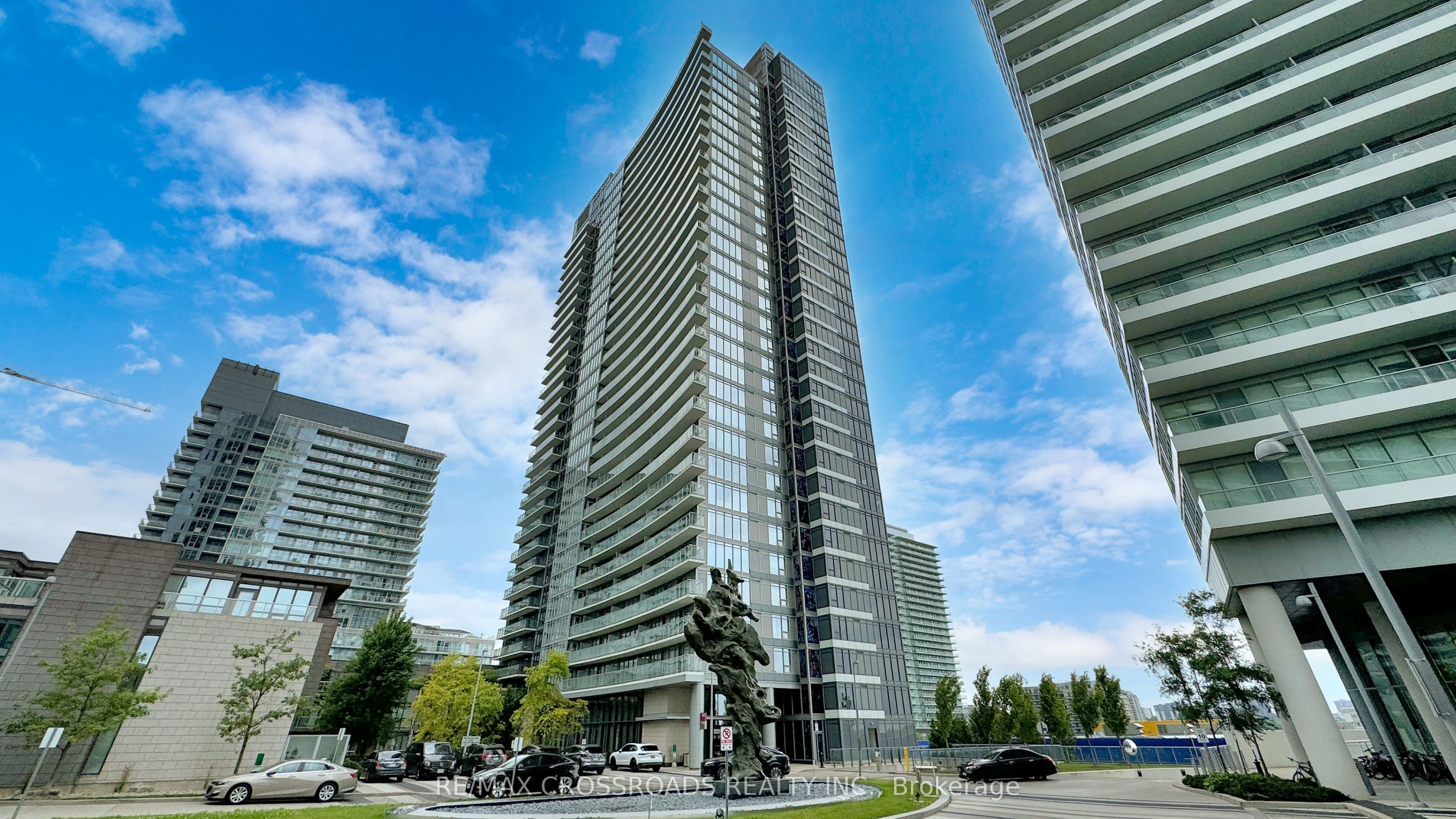 Condo Apartment in Toronto
