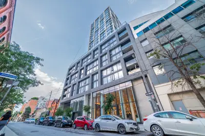 55 Ontario Street 1607, Toronto C08, On M5a 0t8