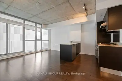 375 King Street W 2206, Toronto C01, On M5v 1k1
