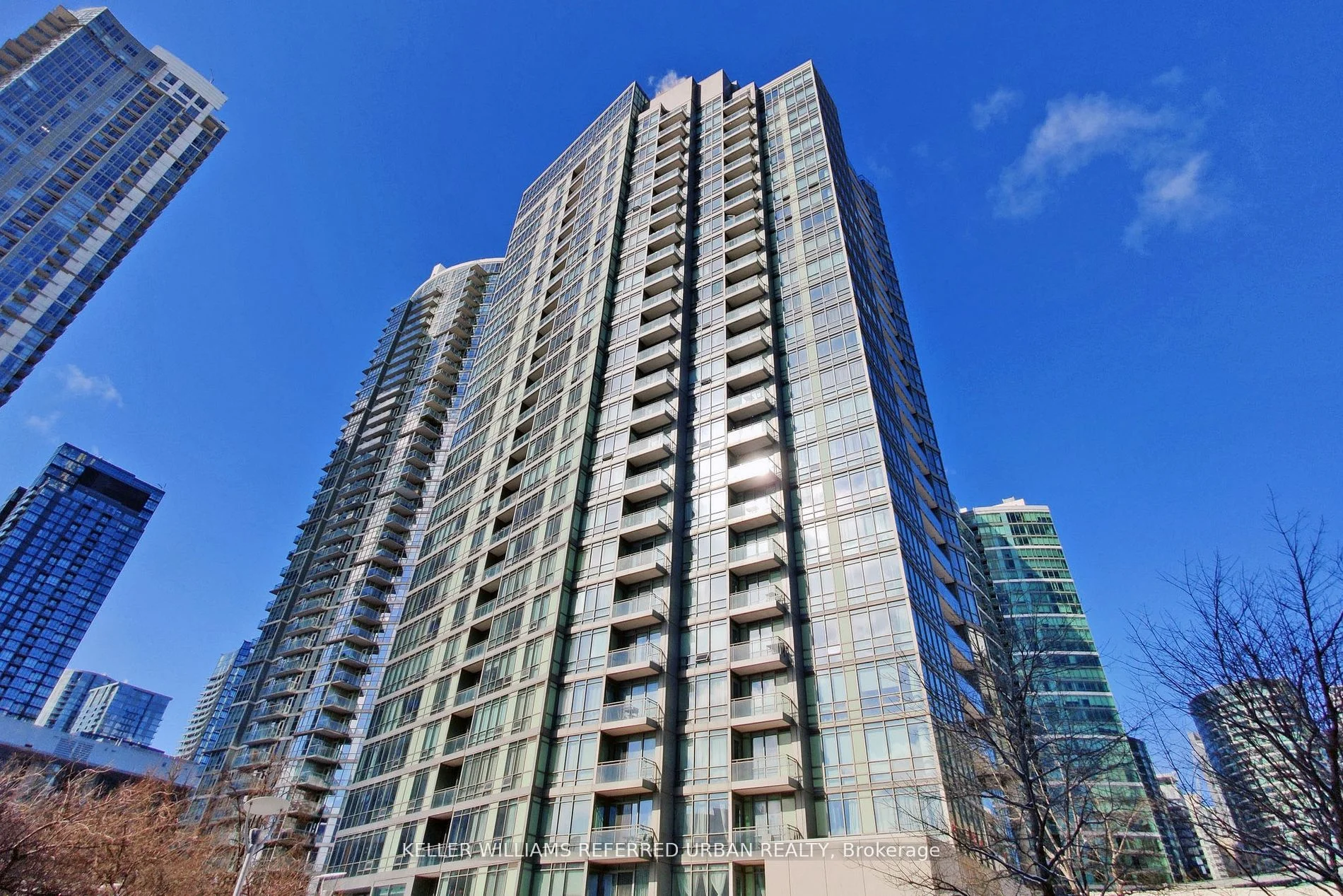 3 Navy Wharf Court 708, Toronto C01, On M5v 3v1