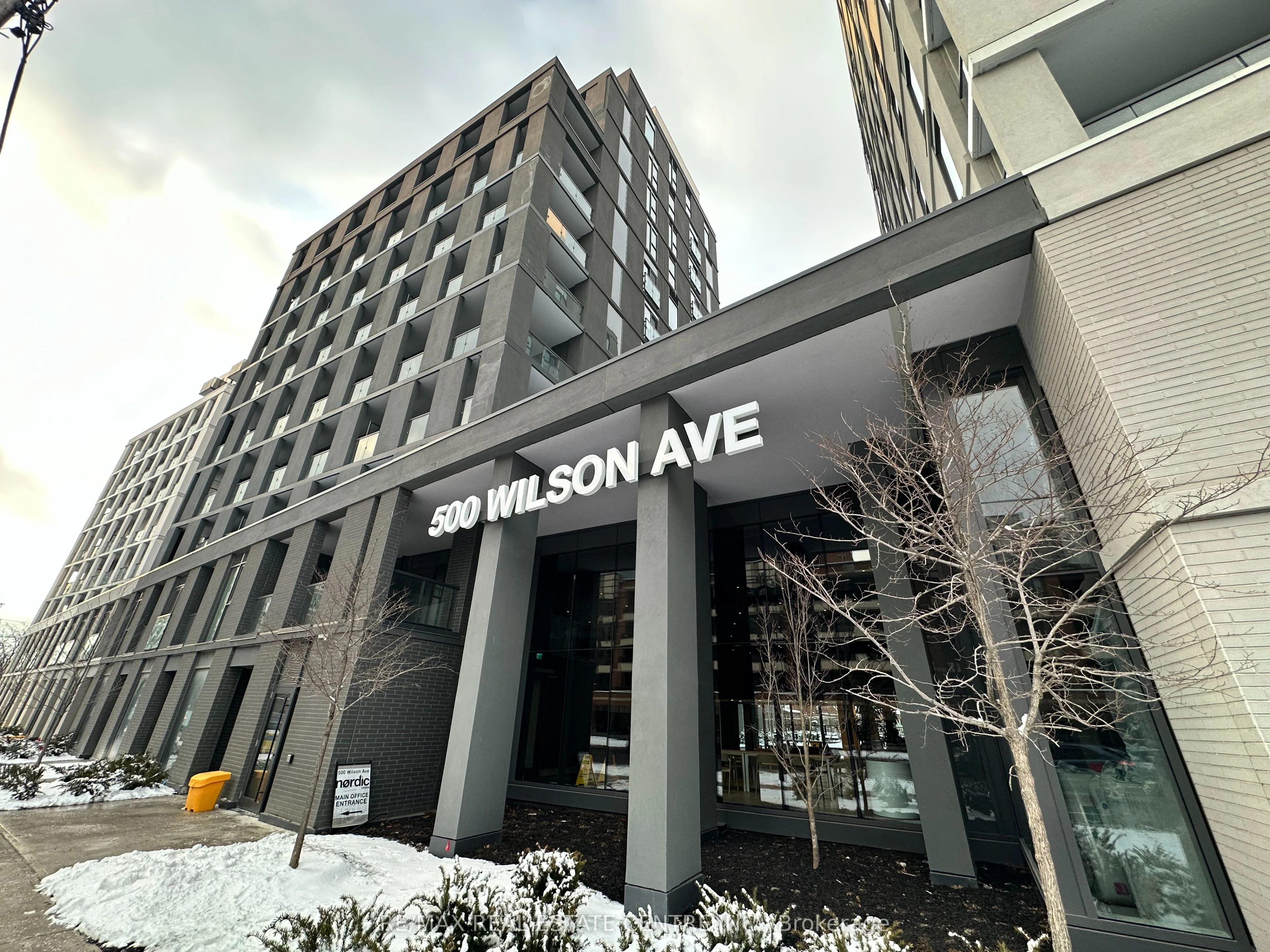 500 Wilson Avenue 837, Toronto C06, On M3h 0e5