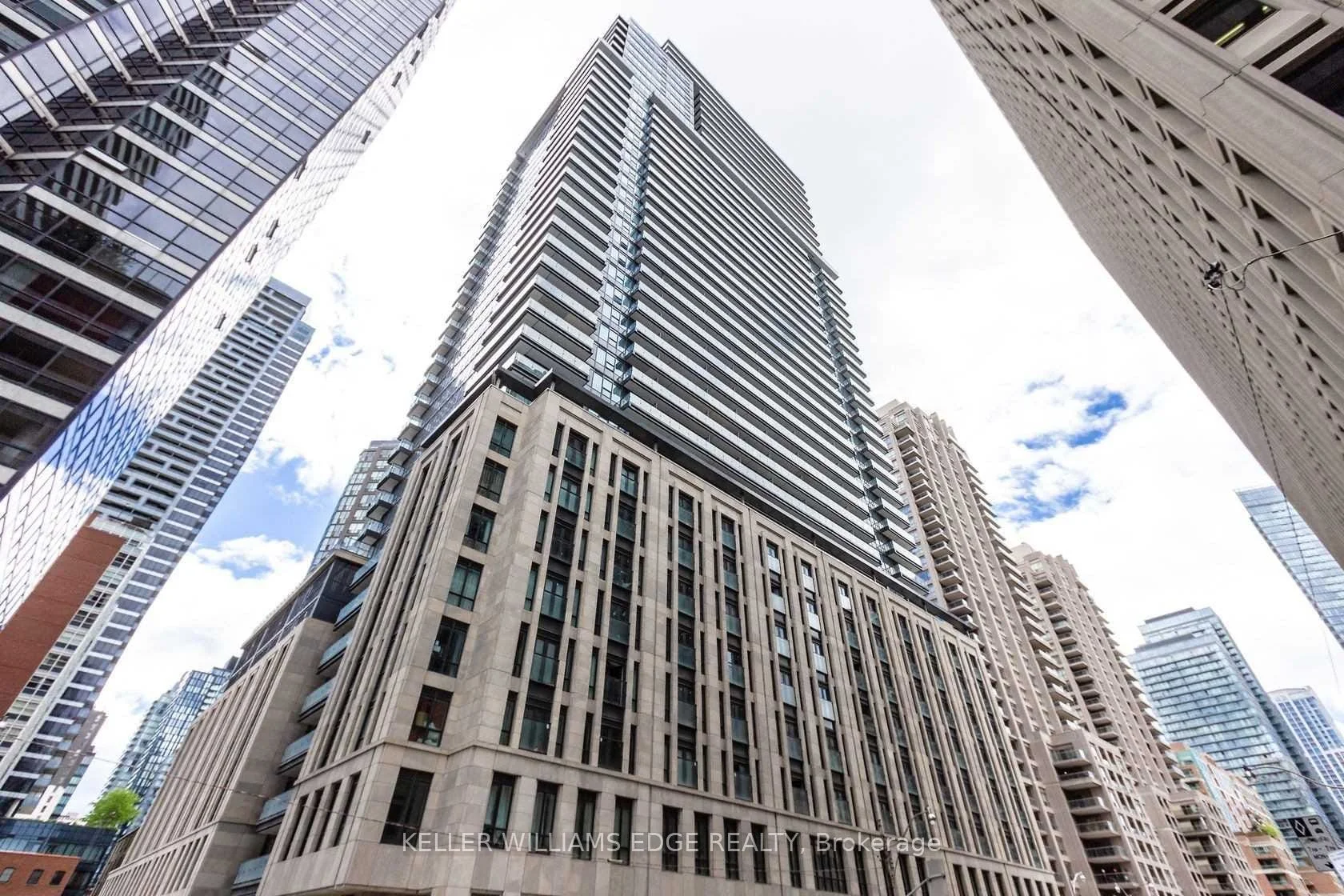 955 Bay Street 2003, Toronto C01, On M5s 0c6