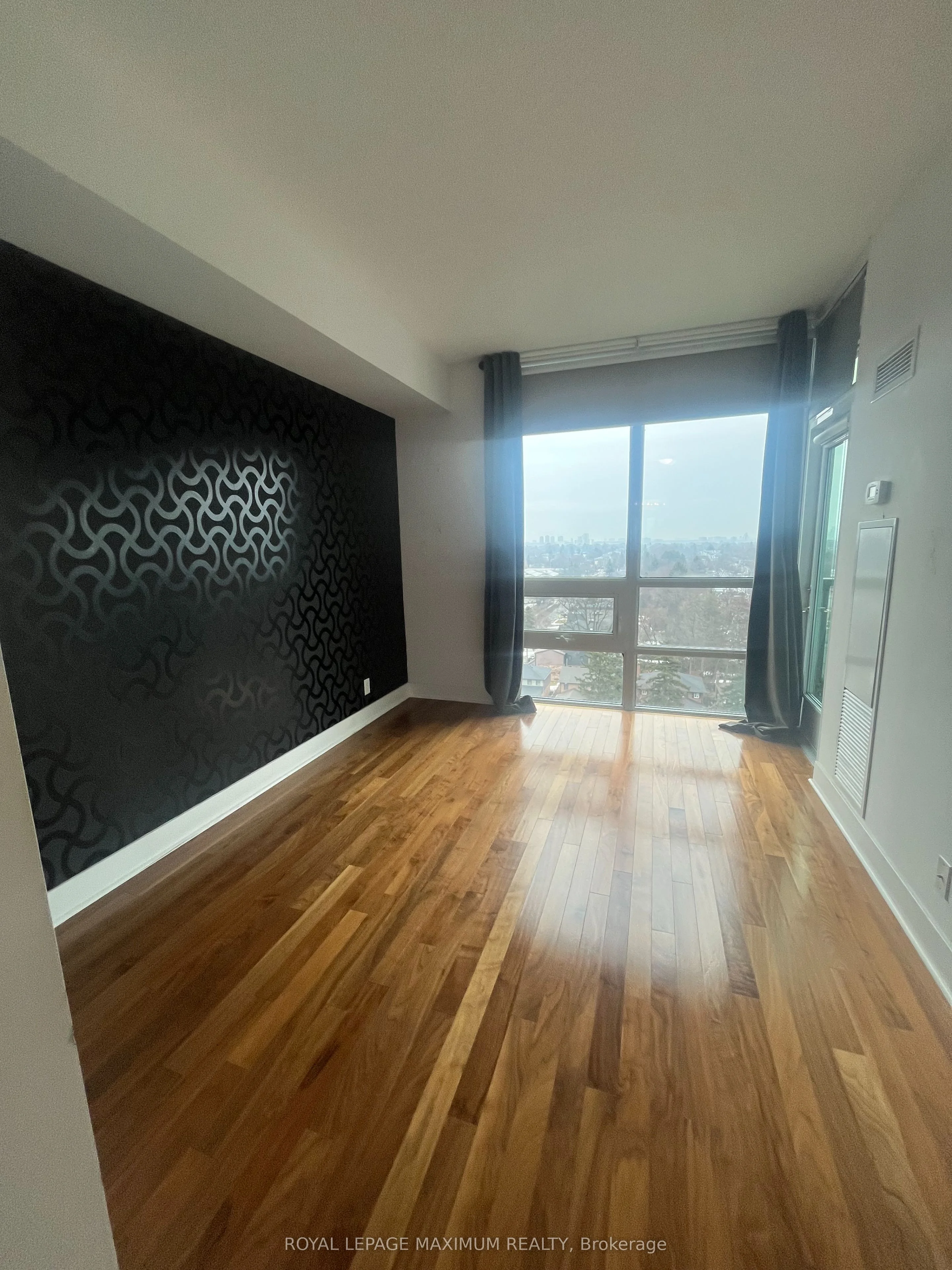 26 Norton Avenue 1307, Toronto C14, ON M2N 0H6