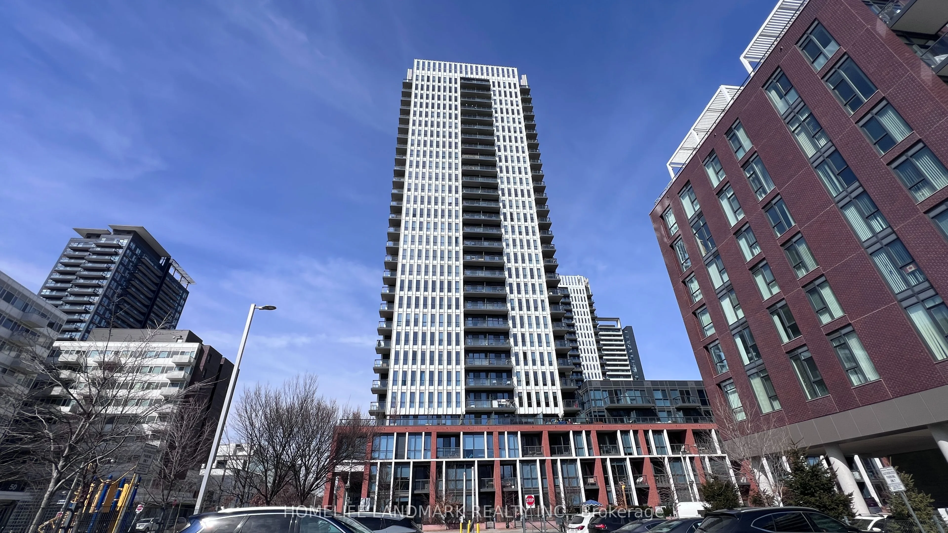 Condo Apartment in Toronto