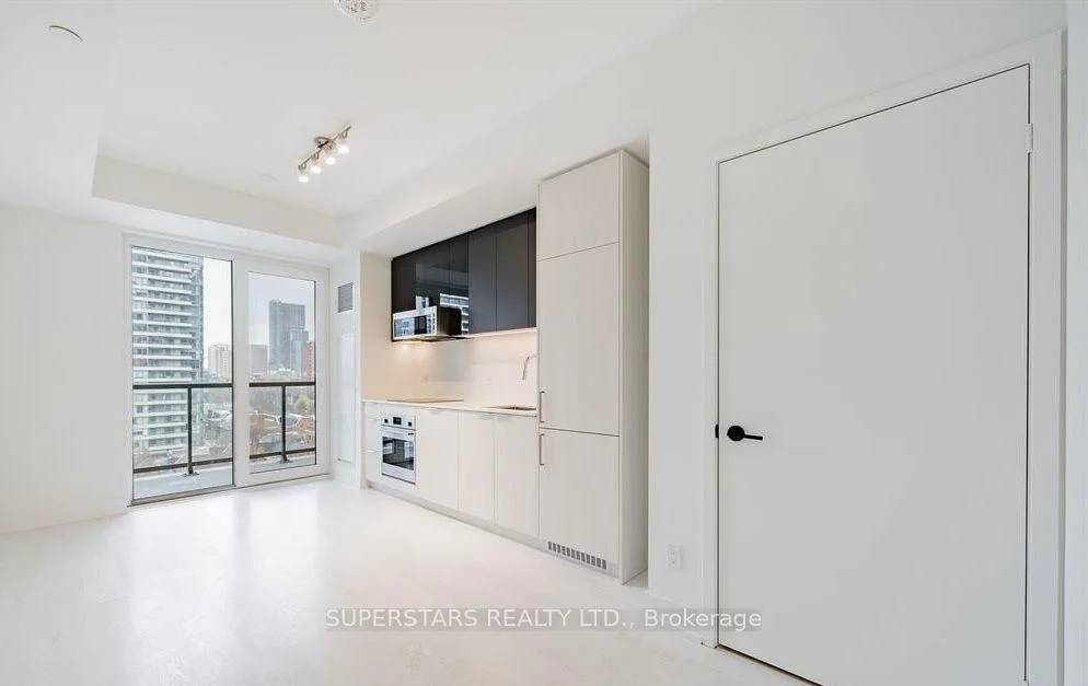 308 Jarvis Street 2606, Toronto C08, On M5a 2p2