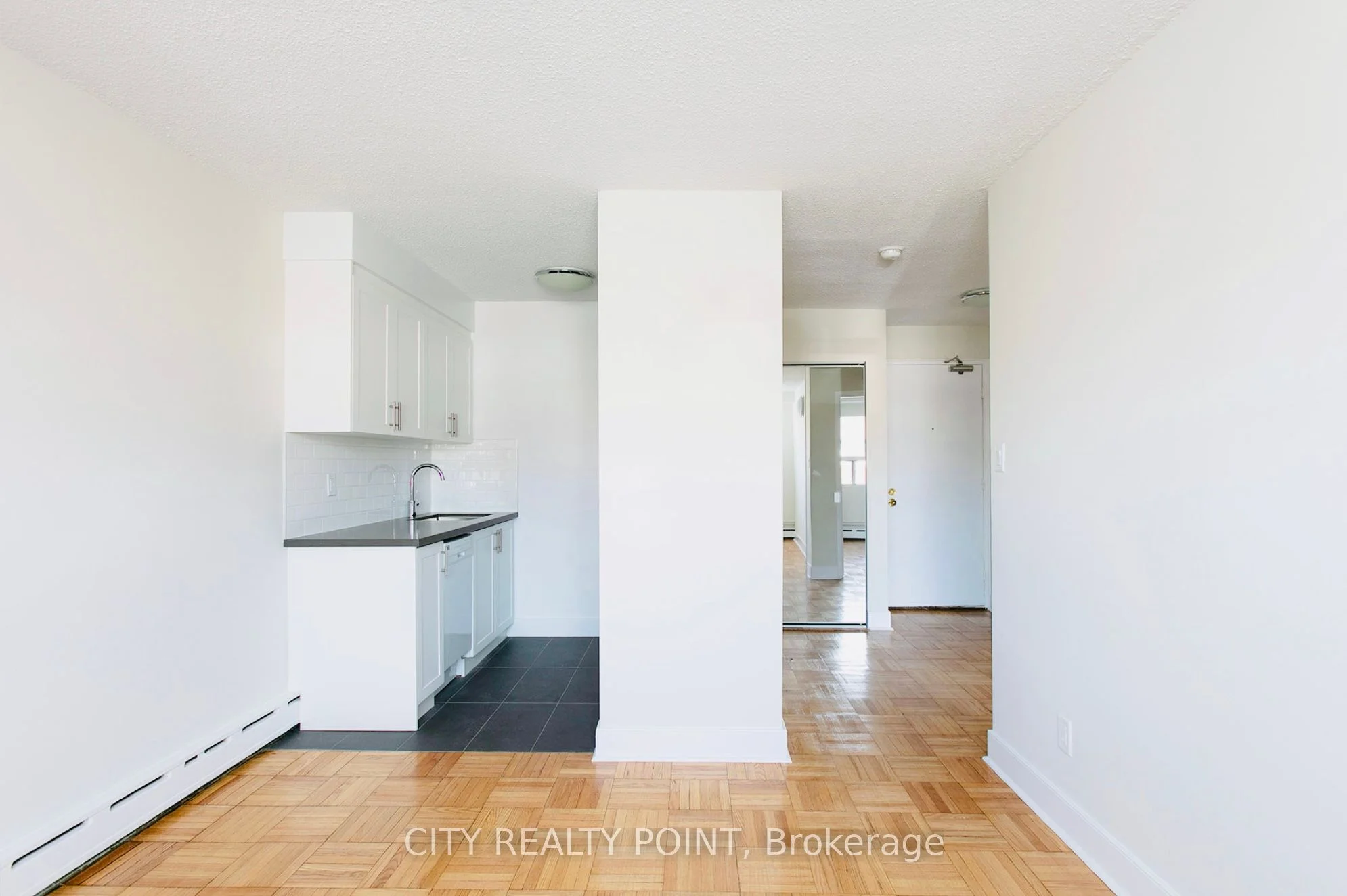 990 Avenue Road 407, Toronto C03, On M5p 2k8