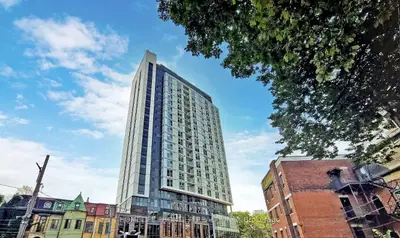 219 Dundas Street 1701, Toronto C08, On M5a 0v1