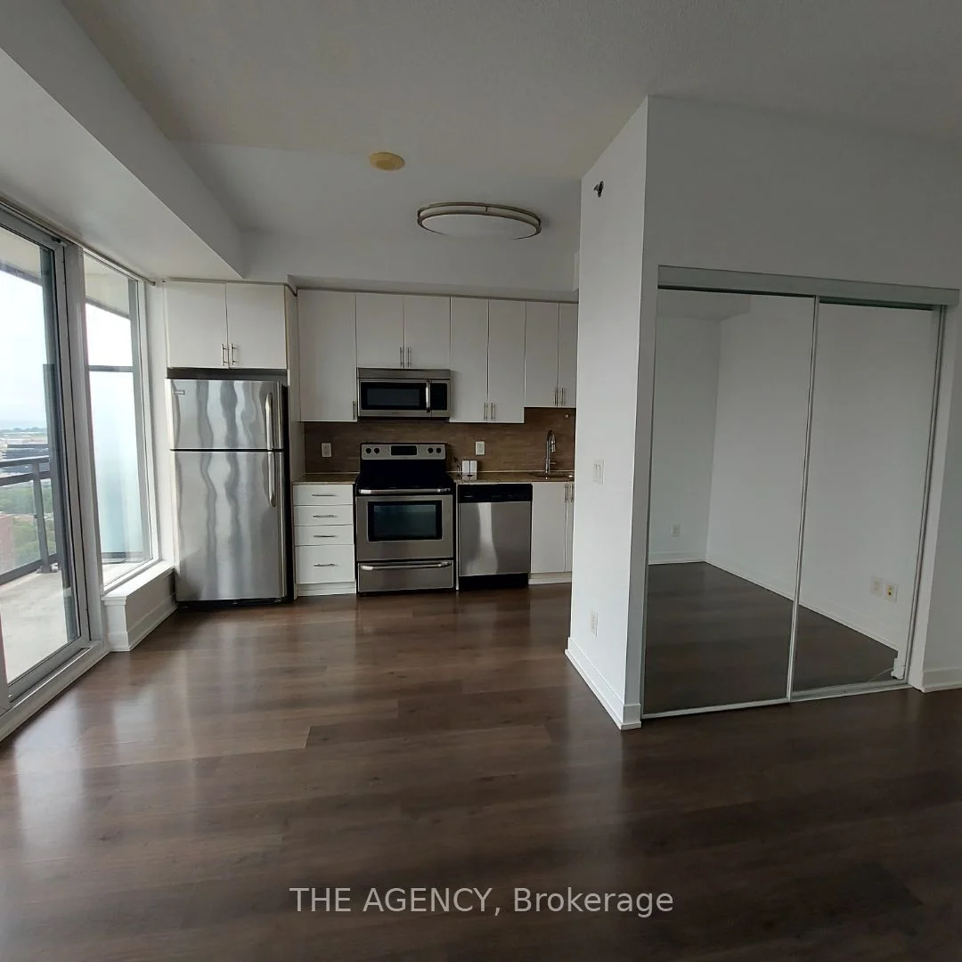 225 Sackville Street 2411, Toronto C08, On M5a 0b9