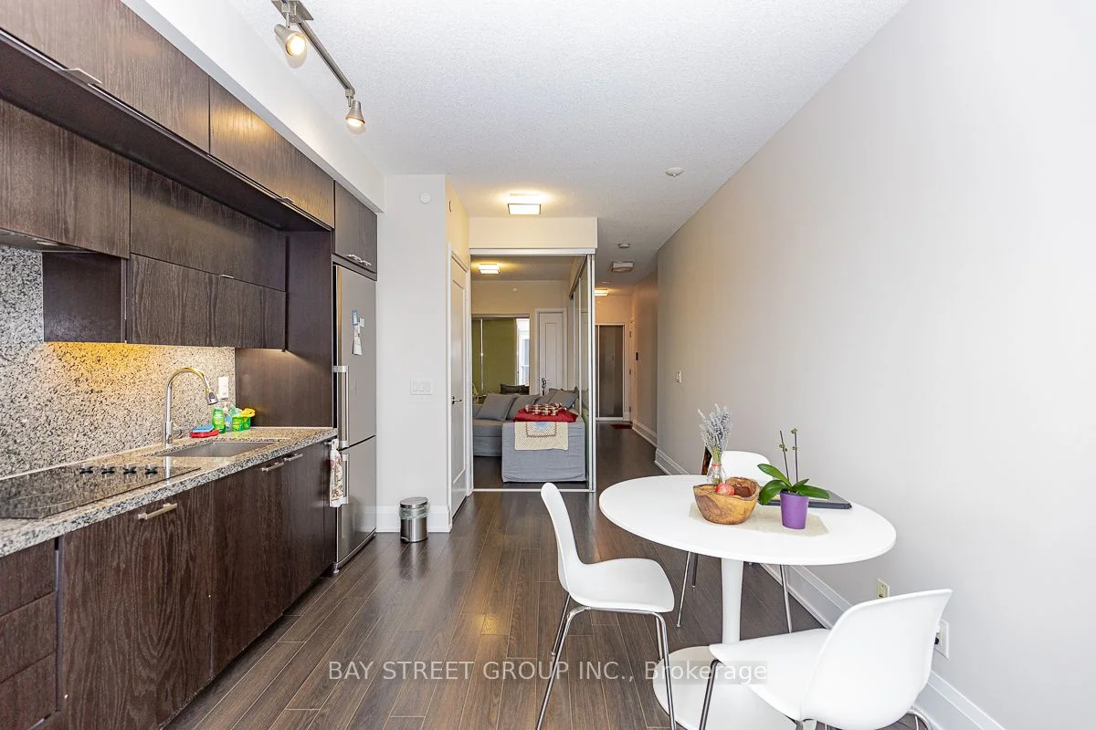 120 Harrison Garden Boulevard 631, Toronto C14, ON M2N 0H1