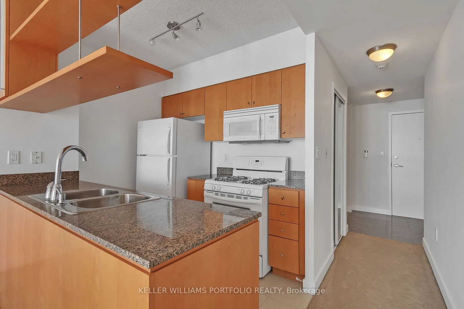 10 Navy Wharf Court 2910, Toronto C01, ON M5V 3V2