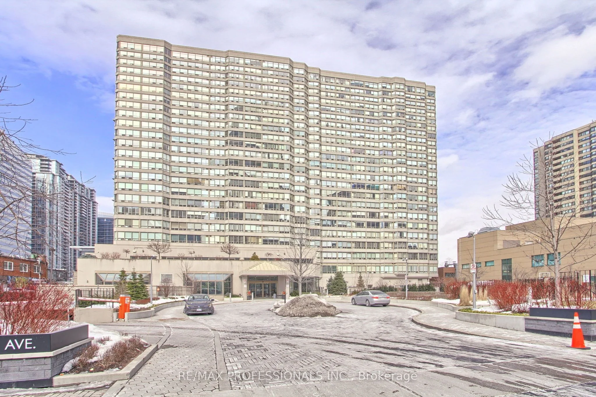 Condo Apartment in Toronto