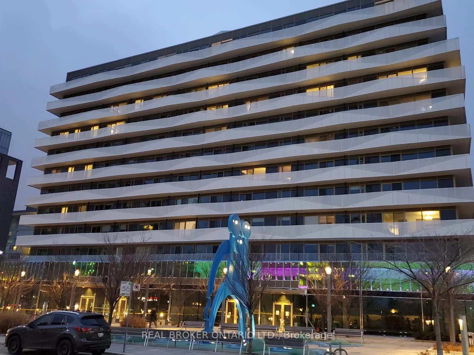 Condo Apartment in Toronto